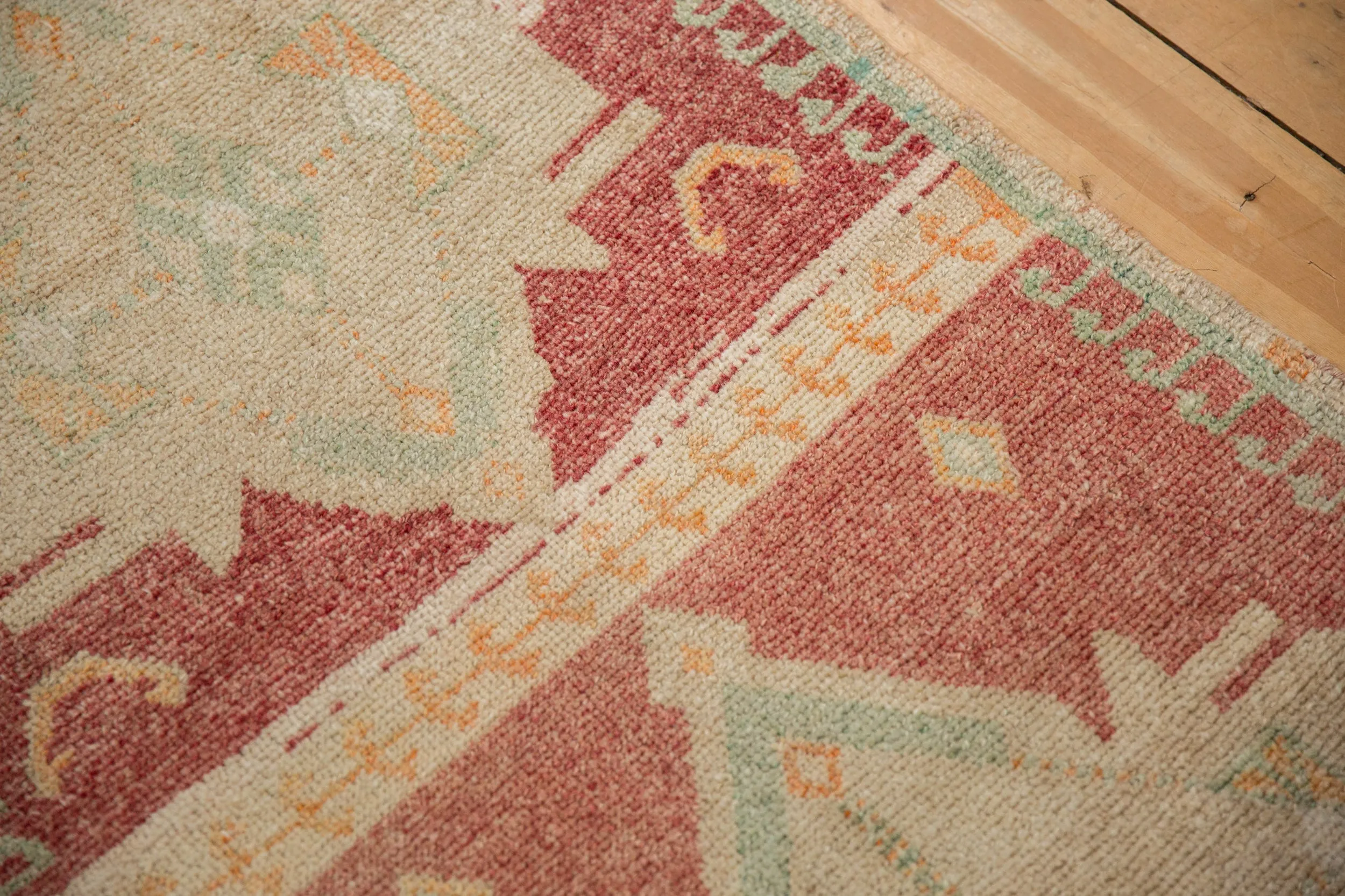 2.5x5 Vintage Distressed Kars Rug Runner