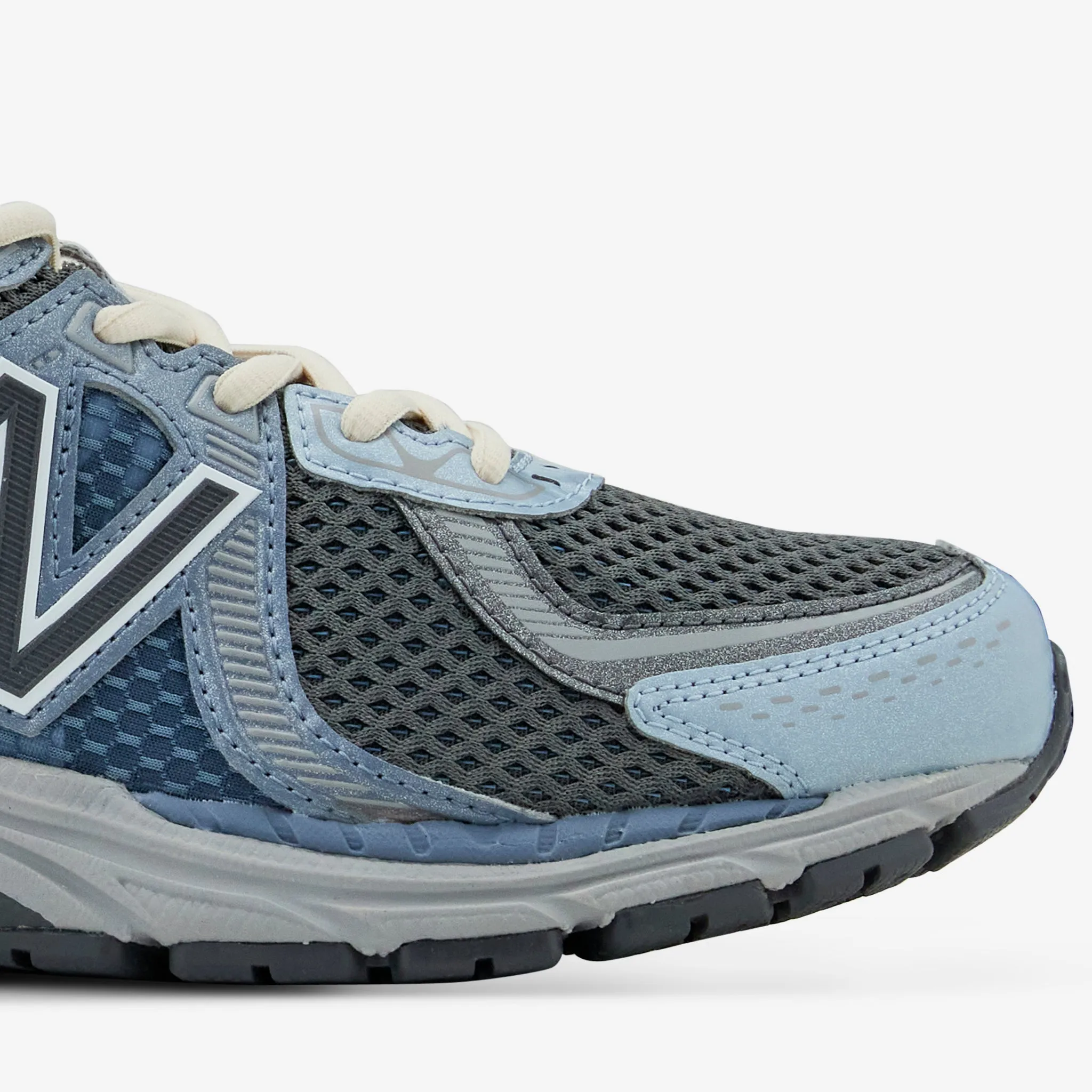 860v2 Arctic Grey | Starlight | Magnet