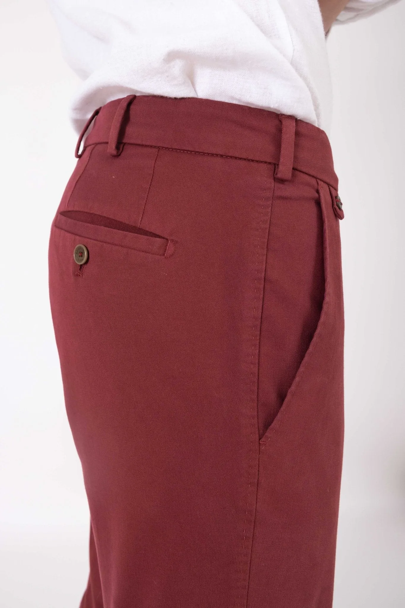 CHINO GABARDINE DE COTON STRETCH ROUGE EPICE - BZV3