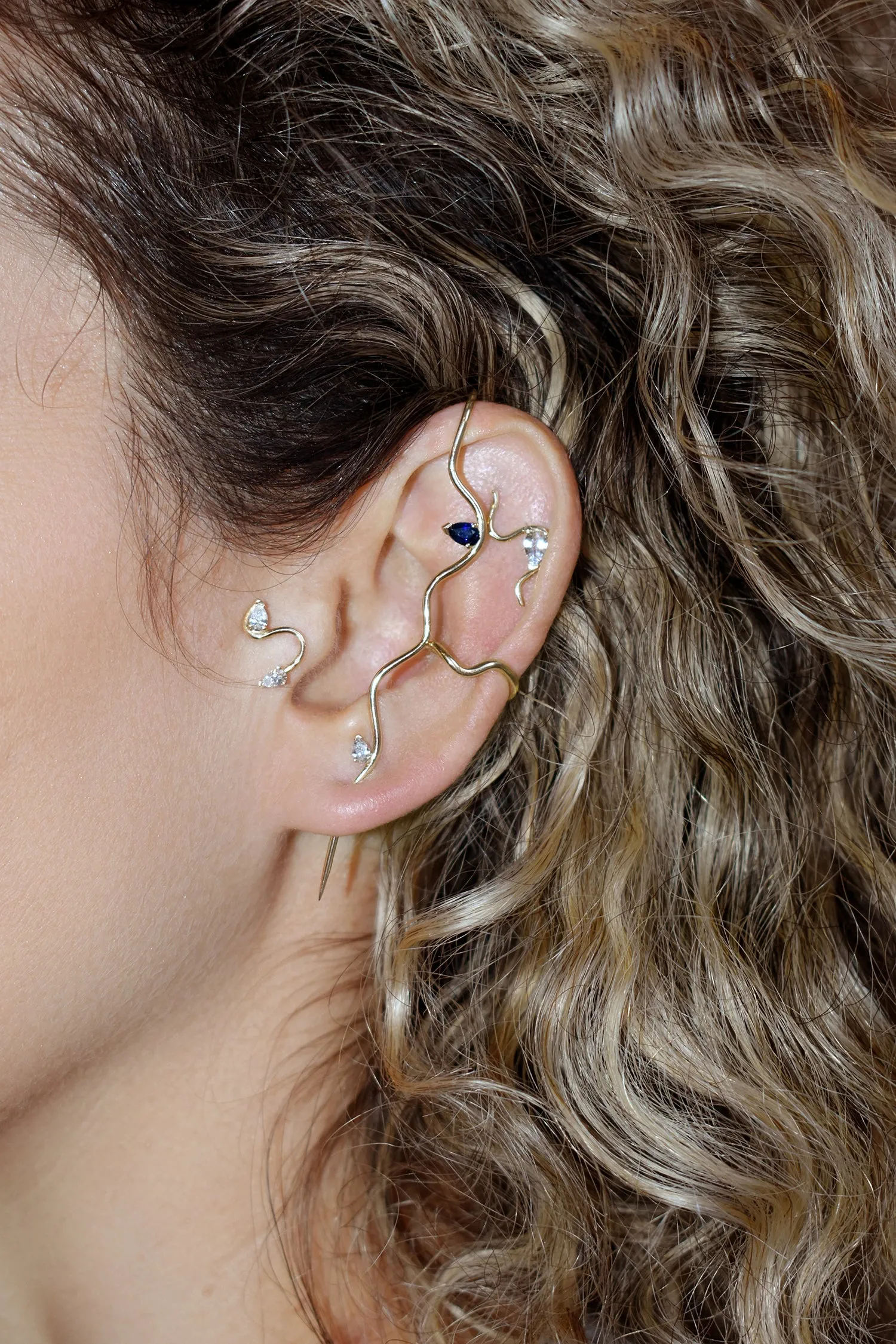 Flat Back Ohana Diamond Wave Stud