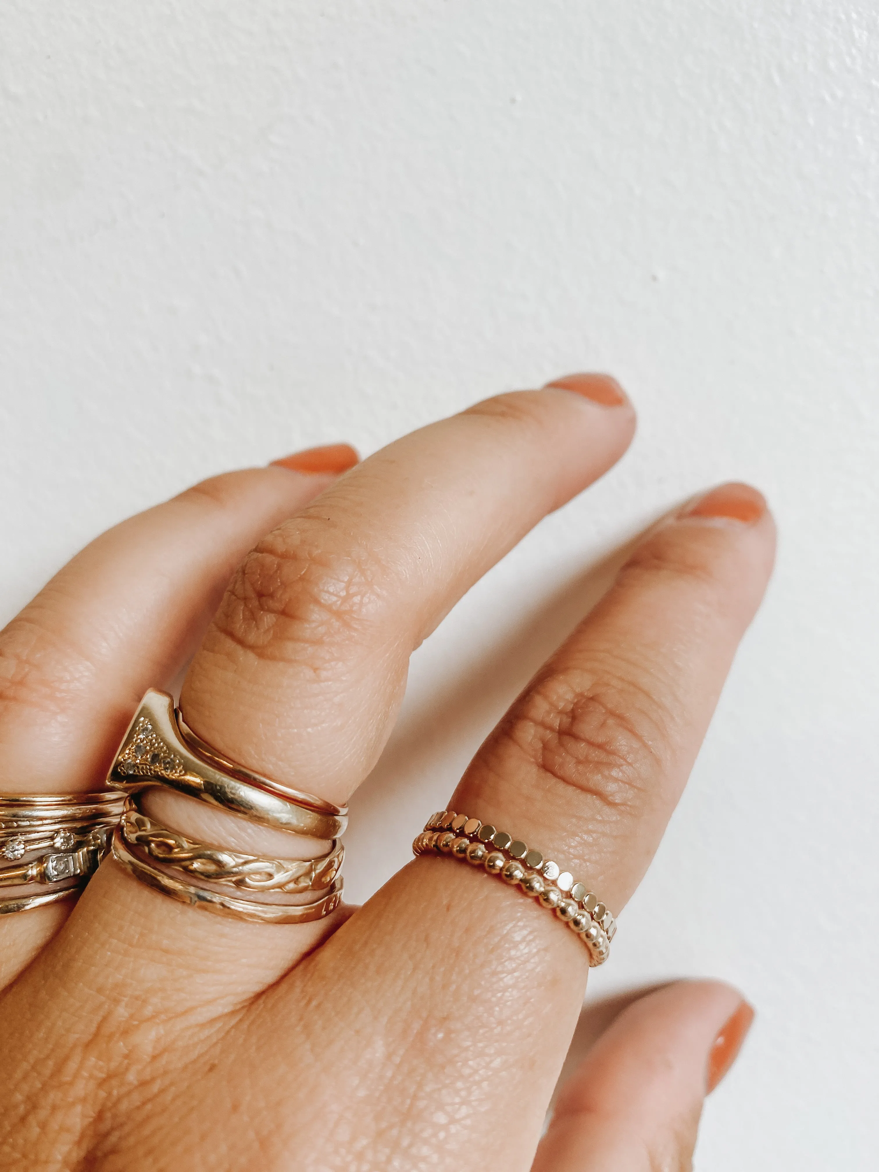 FLAT BEAD RING