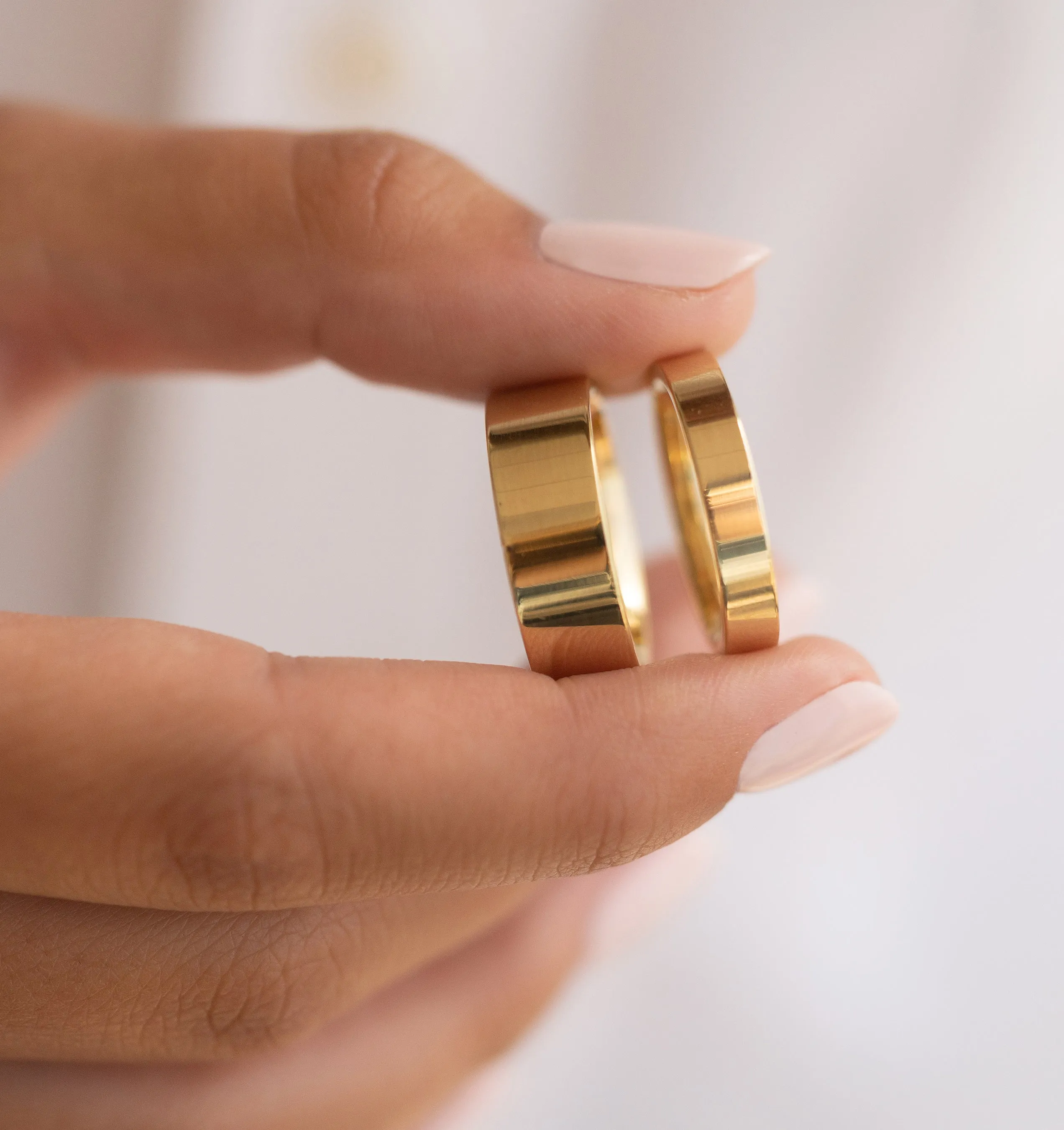 Flat Gold Band