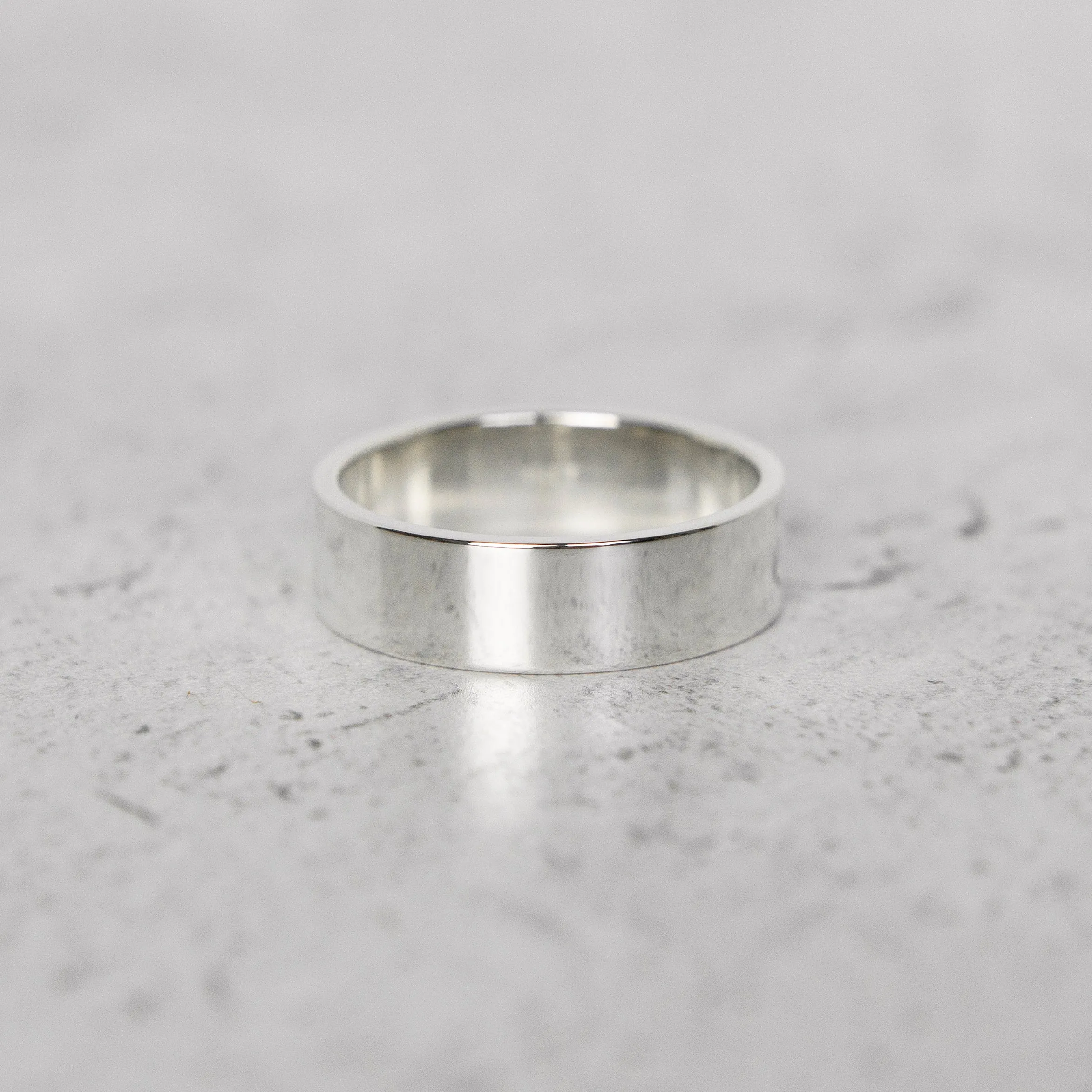 Flat Profile Band