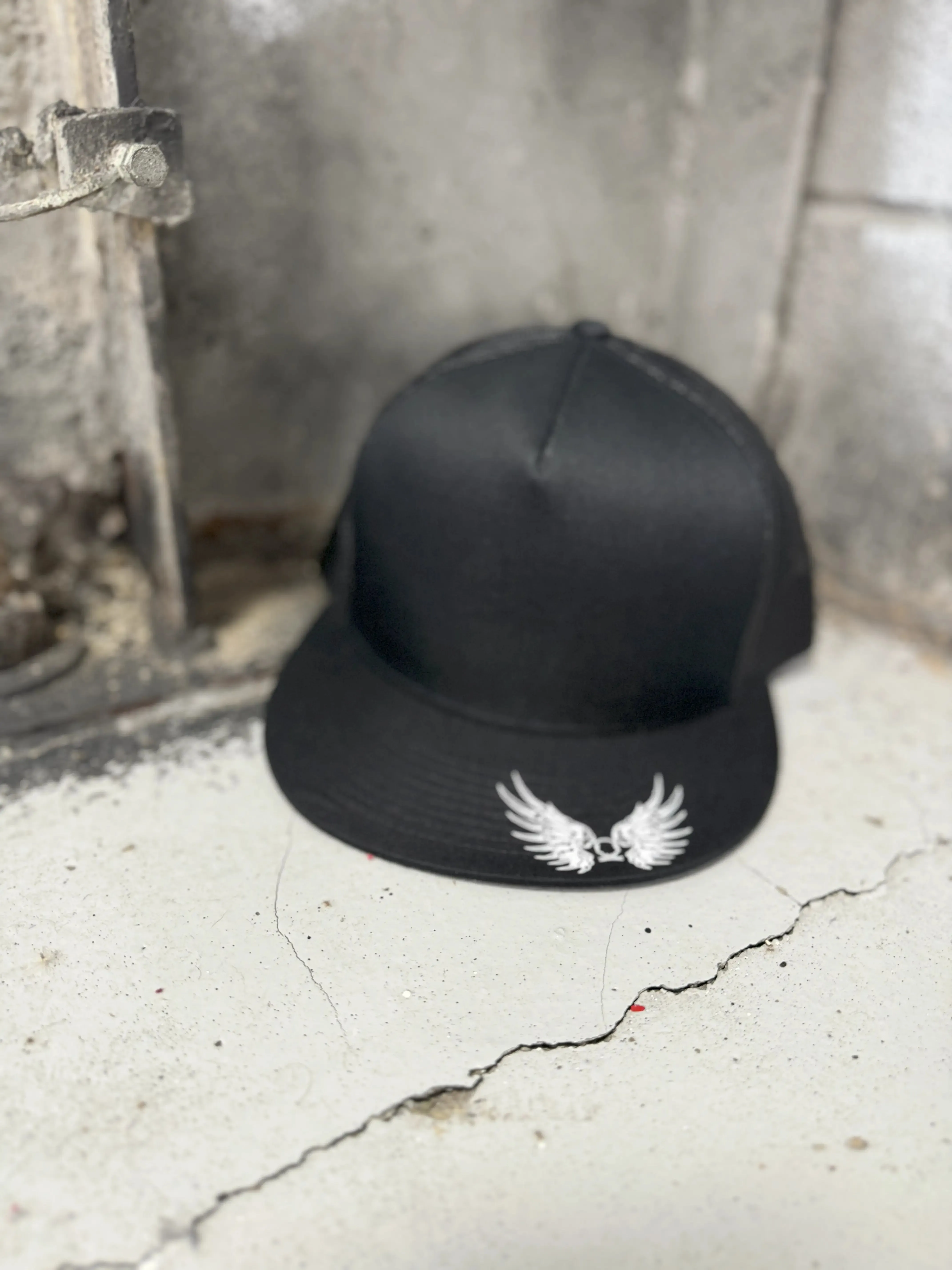 FREE SOUL SIDE STYLE BLACK HAT