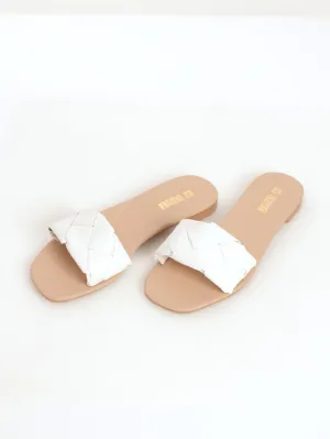 Ladies Big Weave Mule Flat Sandal - White