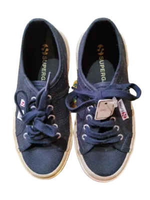Low kids sneakers