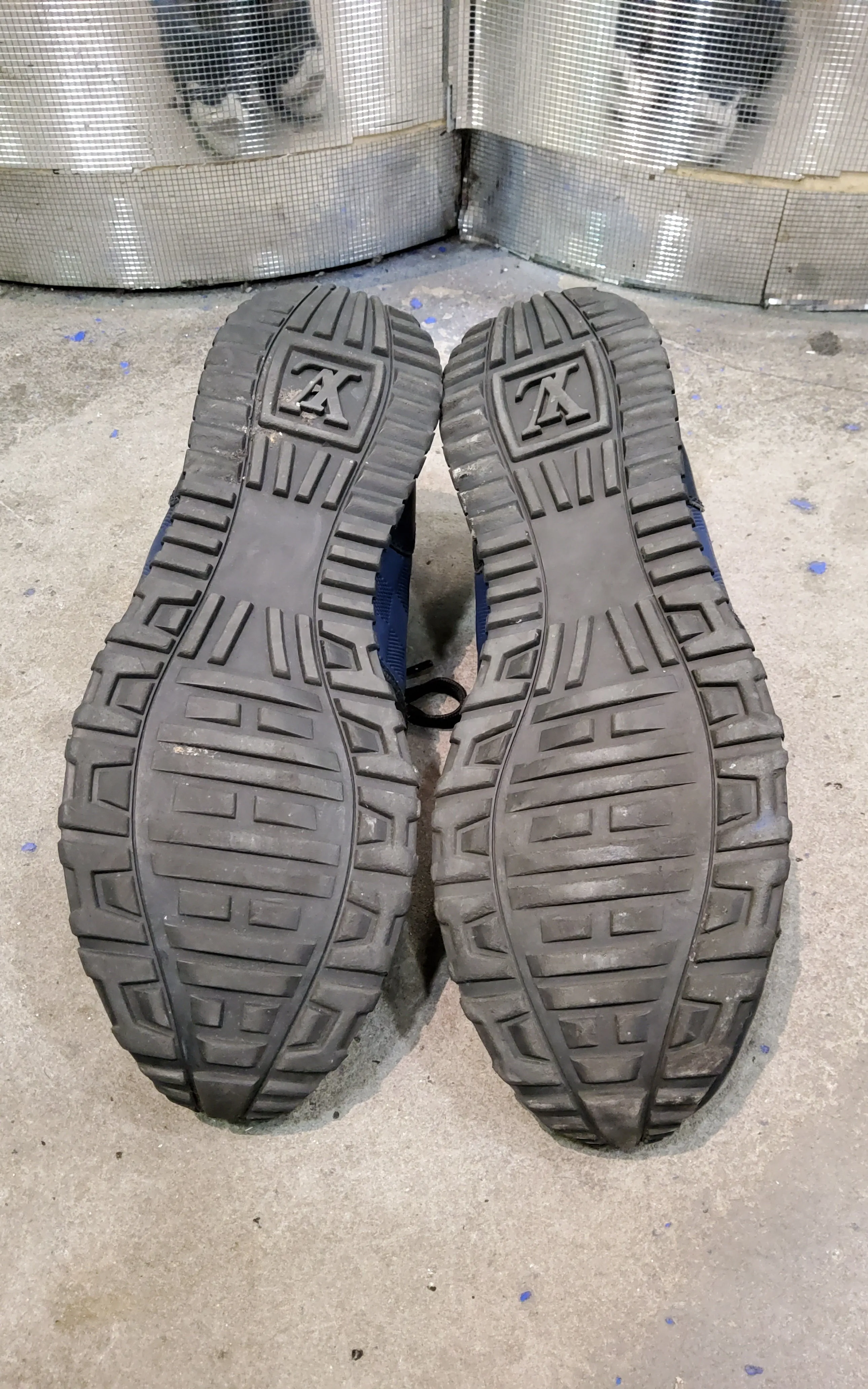 LOW LEATHER SNEAKERS