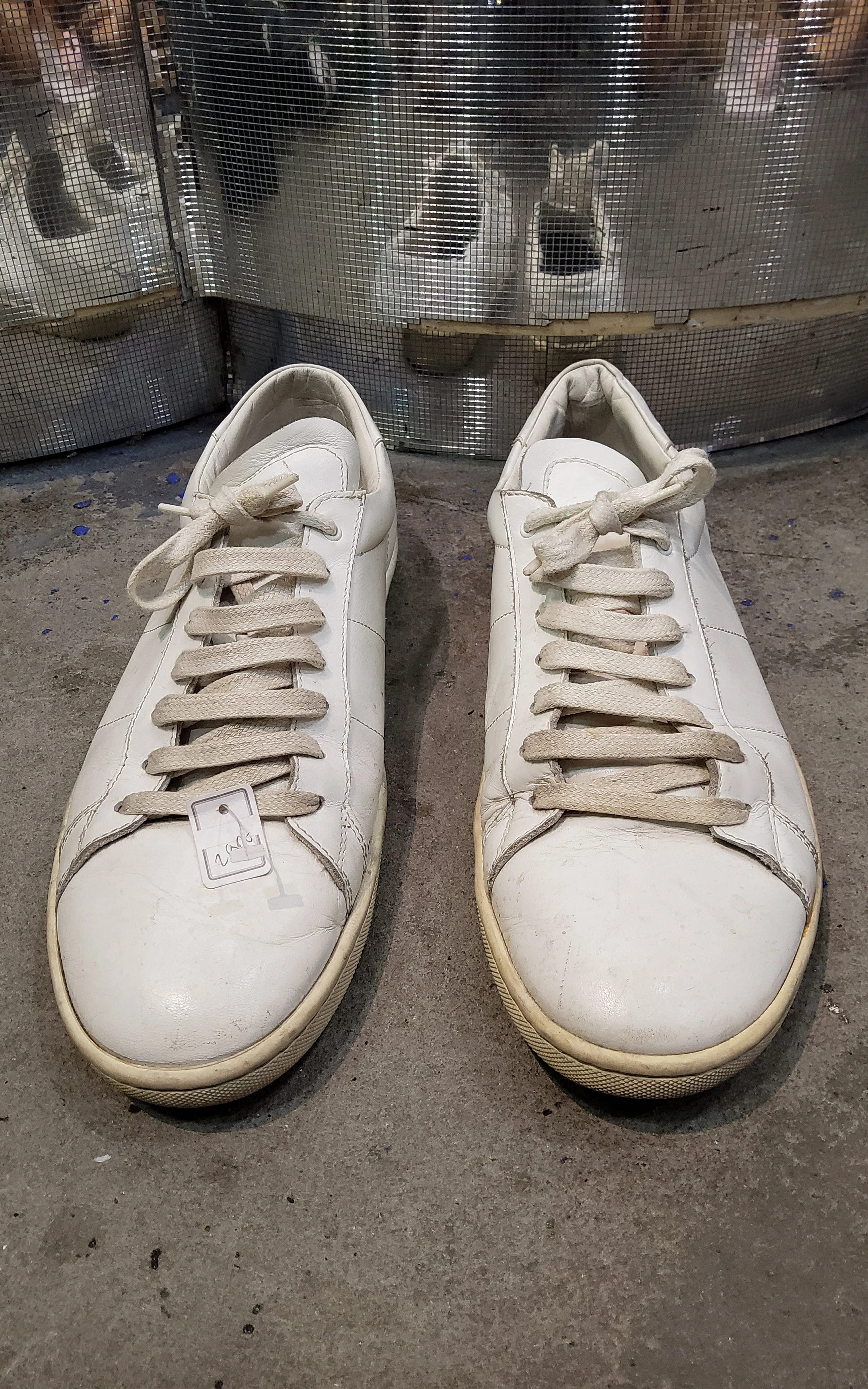 LOW SNEAKERS