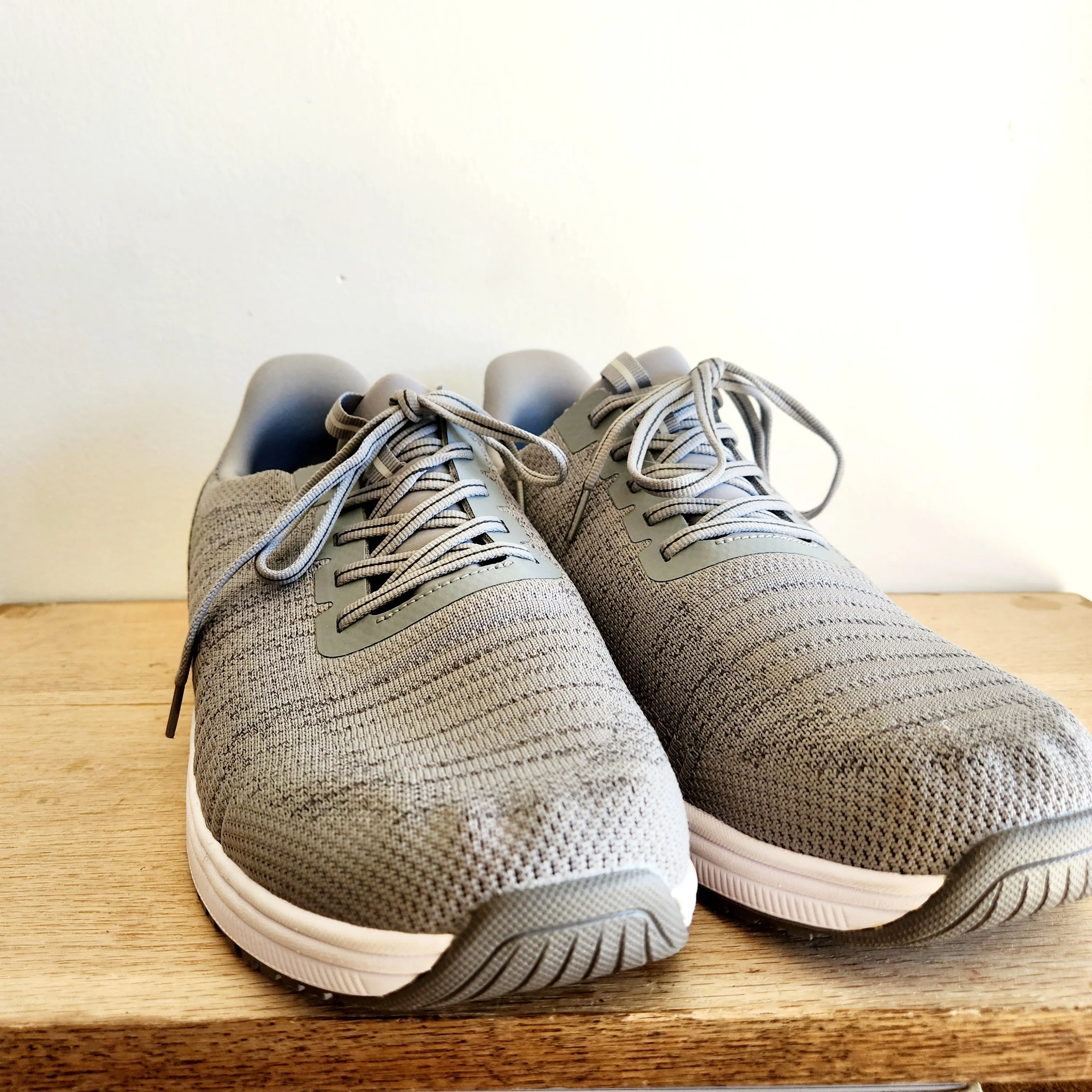 Mens Orthofeet Sneakers 12 Wide Like New