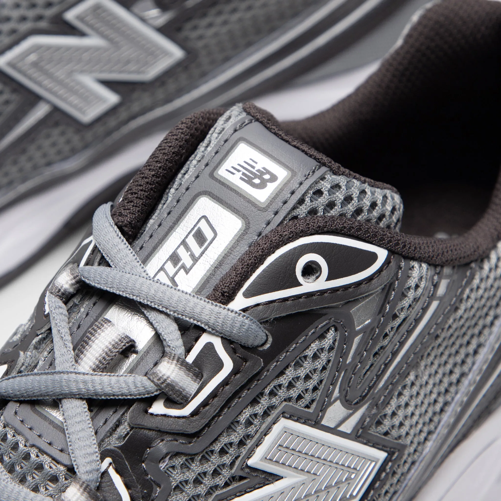 New Balance 740 Slate Grey / Black Cement