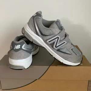 New Balance 888 Grey/White Hook &amp; Loop Kids Sneakers - SZ 3 Y Wide