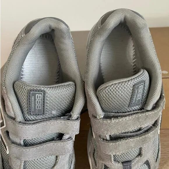 New Balance 888 Grey/White Hook &amp; Loop Kids Sneakers - SZ 3 Y Wide
