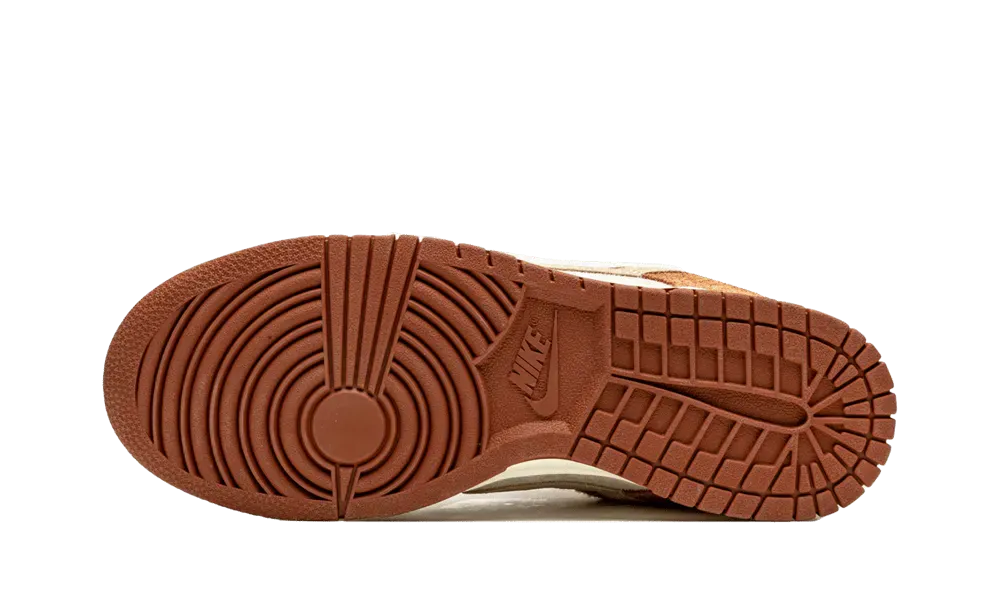 Nike Dunk Low Medium Curry