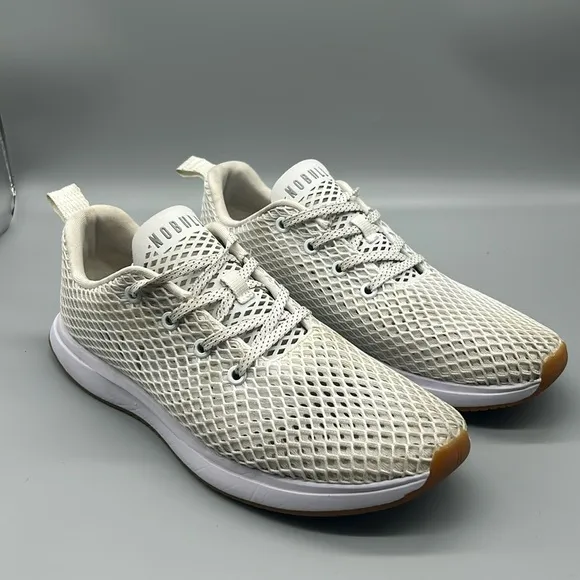 Nobull mesh runner unisex design men’s 9 women’s 10.5 XP