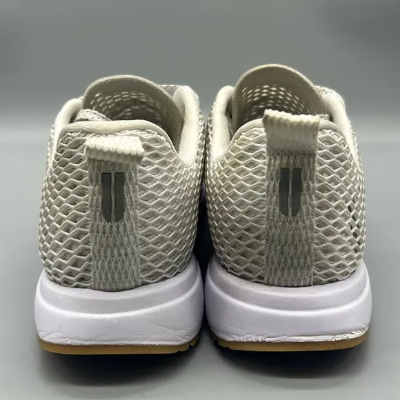 Nobull mesh runner unisex design men’s 9 women’s 10.5 XP