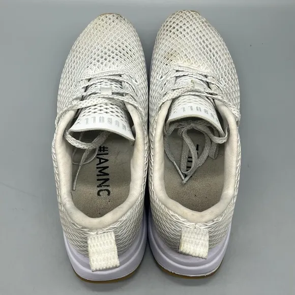 Nobull mesh runner unisex design men’s 9 women’s 10.5 XP