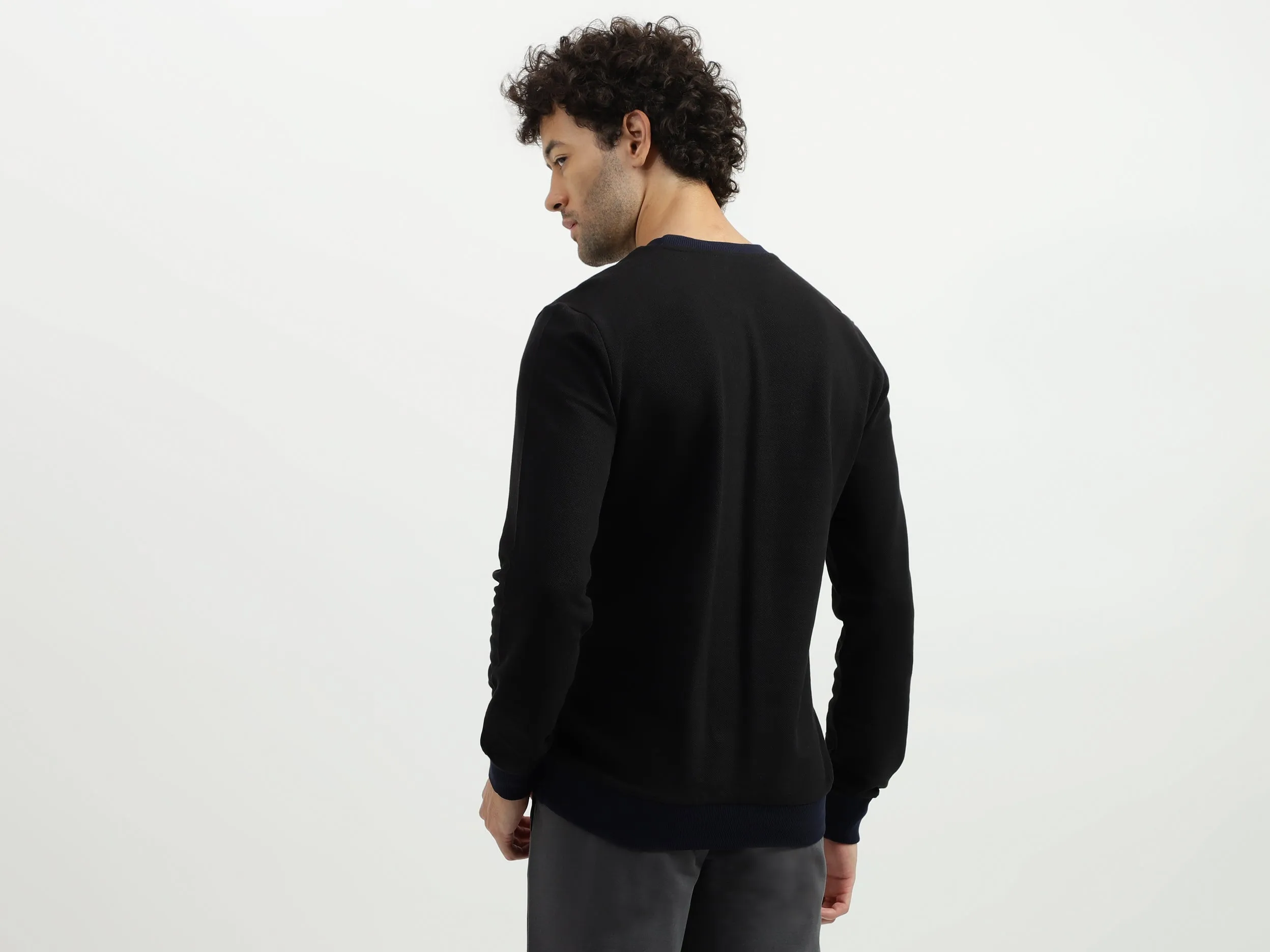 Regular Fit Round Neck Contrast Rib Branded Sweatshirt