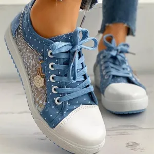 Women Sky Blue Fashion Mesh Patchwork Flat Sneakers.