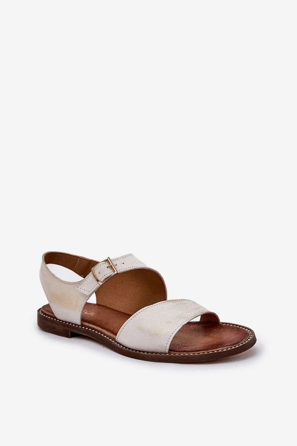 Women's sandals made of natural leather