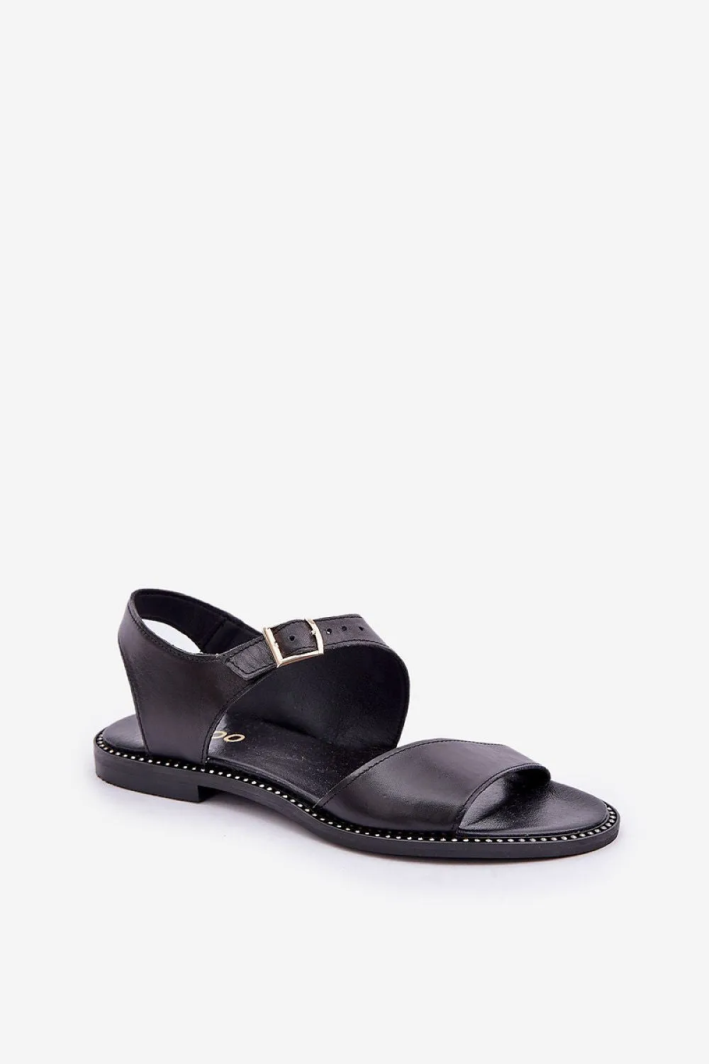 Women's sandals made of natural leather