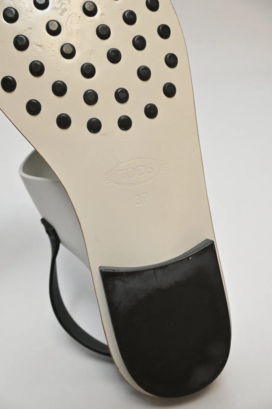 [WS6790] Tod's | Flat sandals