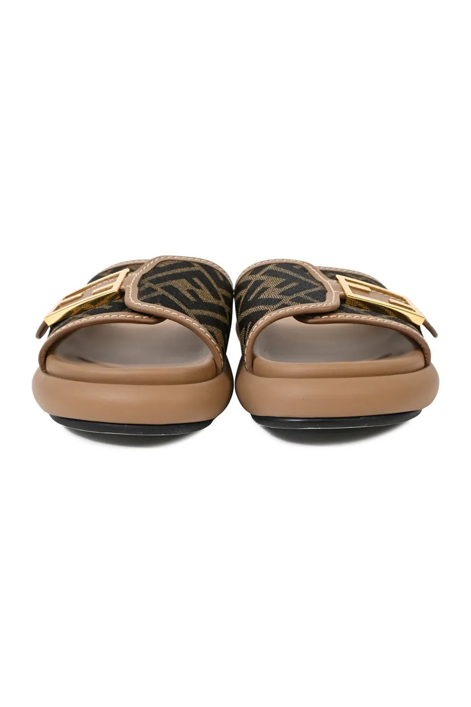 [WS8121] Fendi | Flat sandals