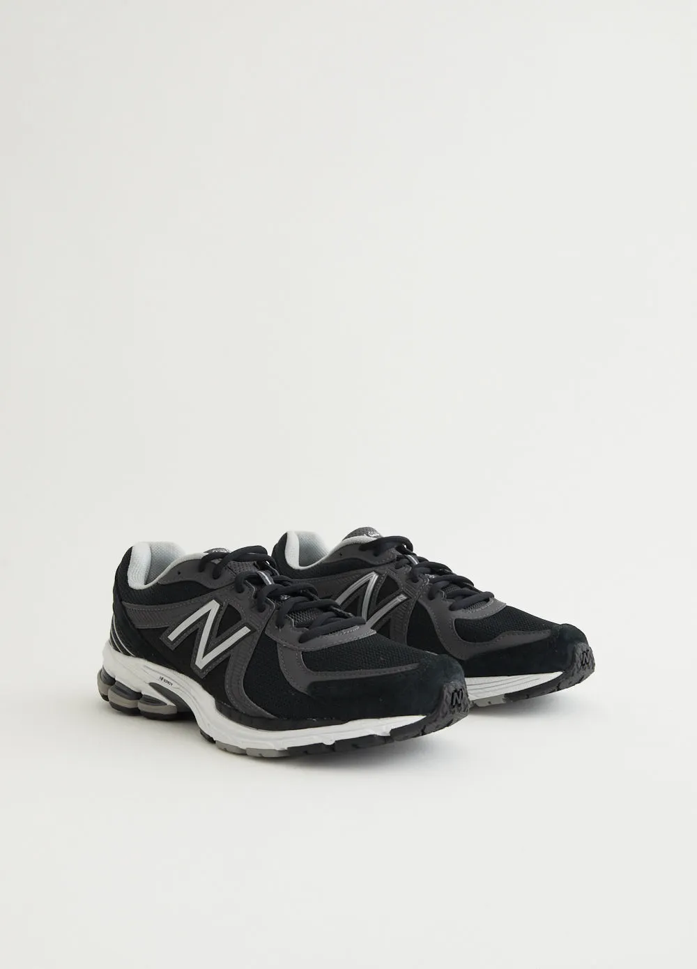 x New Balance 860v2 'Black' Sneakers
